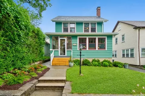 43 Woodside Ter, West Orange, NJ 07052