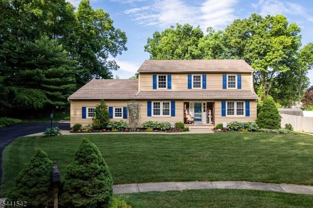 18 Shearman Rd, Succasunna, NJ 07876