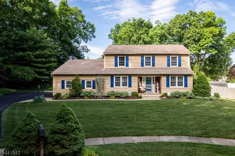 18 Shearman Rd, Succasunna, NJ 07876