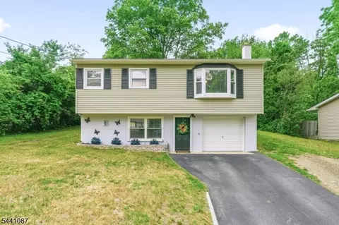 60 Alpine Rd, Wantage, NJ 07461 photo 1