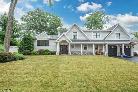 57 Coventry Rd, Wayne, NJ 07470 photo 2