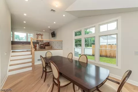 57 Coventry Rd, Wayne, NJ 07470 photo 7