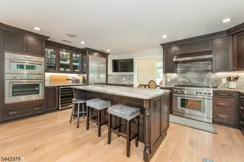 57 Coventry Rd, Wayne, NJ 07470 photo 10