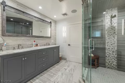 57 Coventry Rd, Wayne, NJ 07470 photo 29