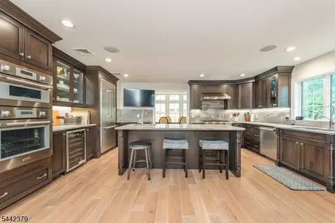 57 Coventry Rd, Wayne, NJ 07470 photo 9