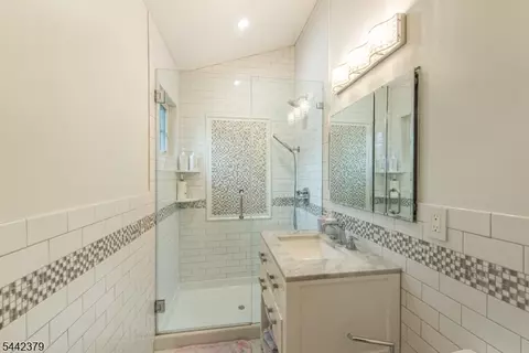 57 Coventry Rd, Wayne, NJ 07470 photo 25