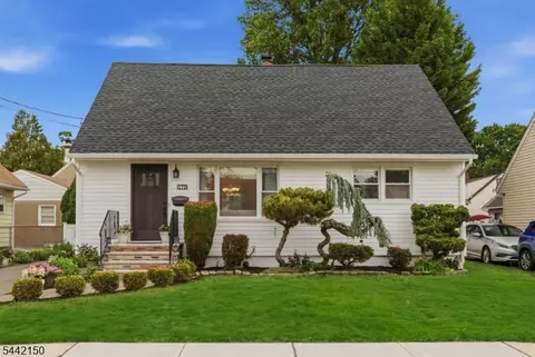 170 Dawson Ave, Clifton, NJ 07012