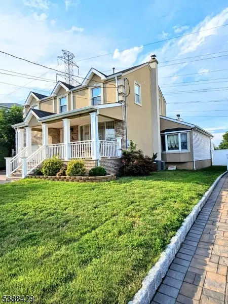 28 Noel Dr, North Arlington, NJ 07031