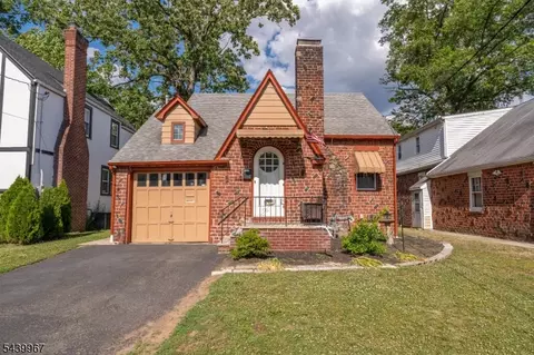 611 Sheridan Ave, Roselle, NJ 07203