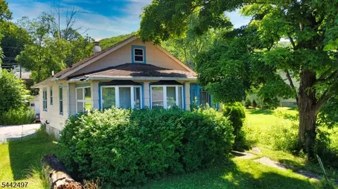 703 State Rt 23, Wantage, NJ 07461