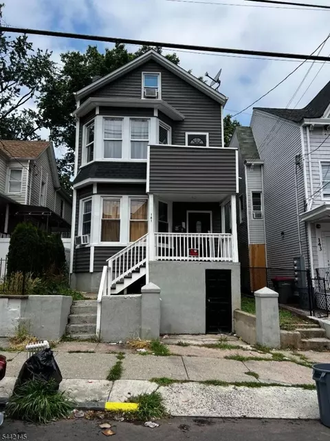 141 N 5th St, Paterson, NJ 07522