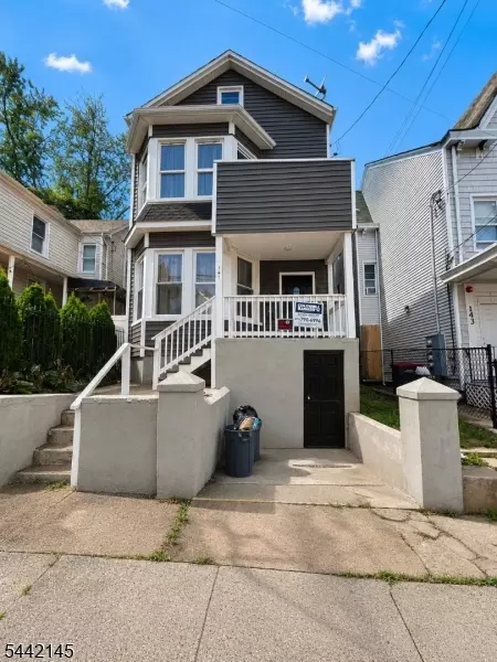 141 N 5th St, Paterson, NJ 07522