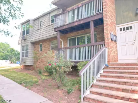 28 Deanna Dr #57, Hillsborough, NJ 08844
