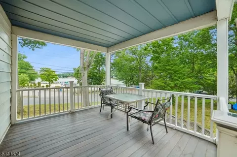 72 Lake Dr E, Wayne, NJ 07470 photo 24