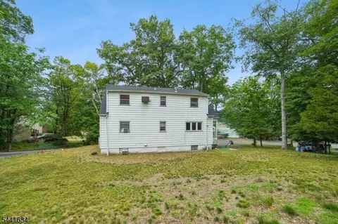 72 Lake Dr E, Wayne, NJ 07470 photo 26