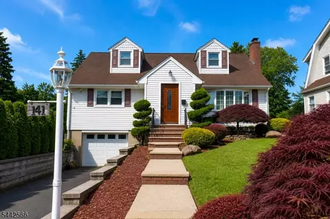 141 Coeyman Ave, Nutley, NJ 07110