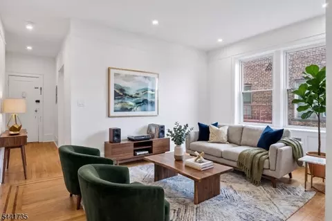 340 Fairmount Ave #501, Jersey City, NJ 07306