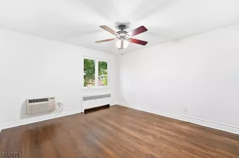 89 Troy Dr # D, Springfield, NJ 07081 photo 12