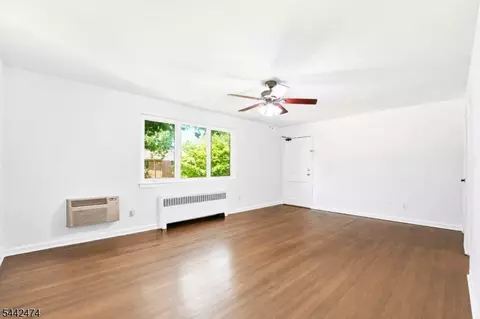 89 Troy Dr # D, Springfield, NJ 07081