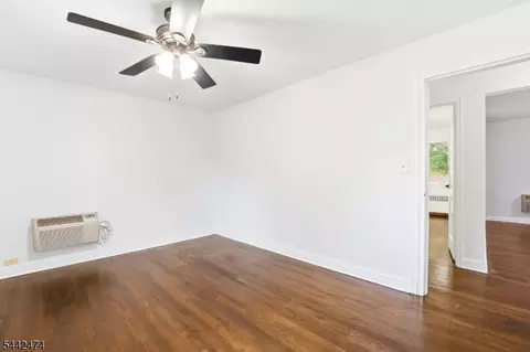 89 Troy Dr # D, Springfield, NJ 07081 photo 8