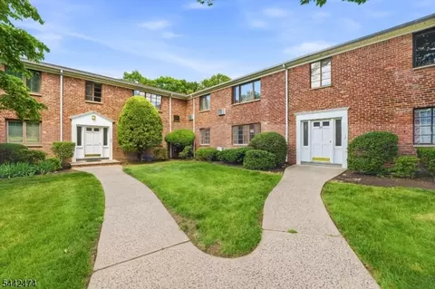 89 Troy Dr # D, Springfield, NJ 07081 photo 21