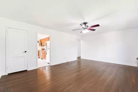 89 Troy Dr # D, Springfield, NJ 07081 photo 4