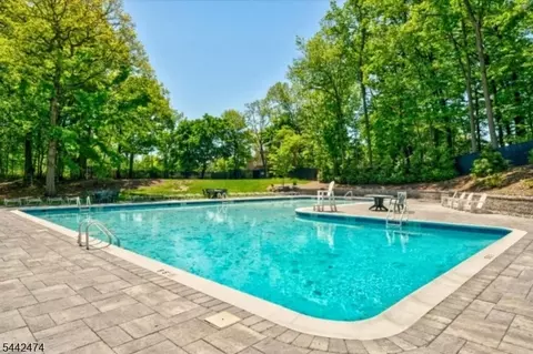 89 Troy Dr # D, Springfield, NJ 07081 photo 15