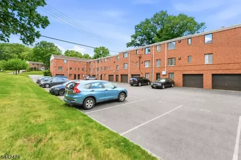 89 Troy Dr # D, Springfield, NJ 07081 photo 19
