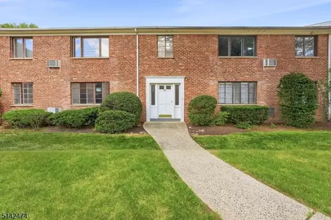 89 Troy Dr # D, Springfield, NJ 07081 photo 17