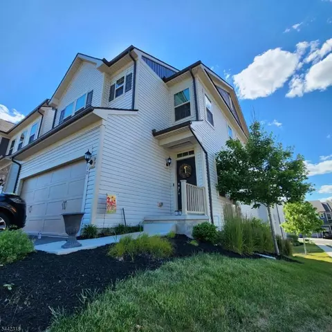 10 Golden Rod Dr, Warren, NJ 07059
