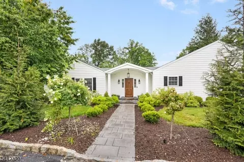 14 Calais Rd, Randolph, NJ 07869