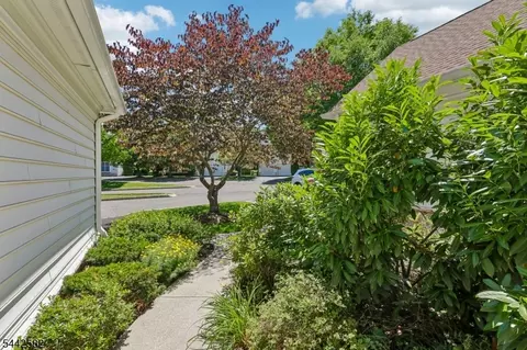 5 Scarlet Oak Ln, Paramus, NJ 07652 photo 47