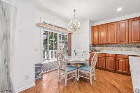 5 Scarlet Oak Ln, Paramus, NJ 07652 photo 15