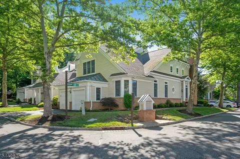 8 Hurlingham Club Road On, Far Hills, NJ 07931