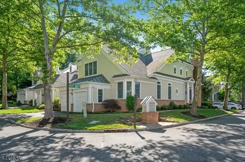 8 Hurlingham Club Road On, Far Hills, NJ 07931