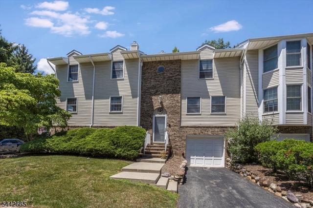 10 Brookstone Cir, Morris Plains, NJ 07950