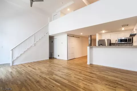 518-536 Gregory Ave #203, Weehawken, NJ 07086