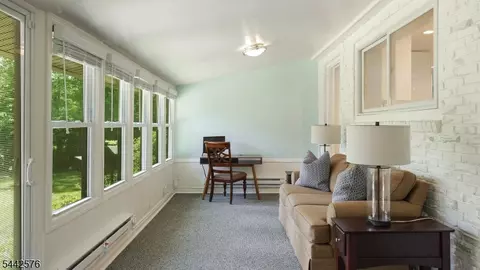 Entry Way - 1399 Birch Hill Rd, Mountainside, NJ 07092 photo 4 of 5