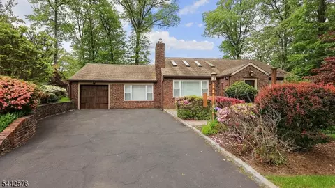 1399 Birch Hill Rd, Mountainside, NJ 07092