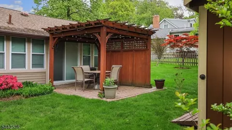 Exterior - 1399 Birch Hill Rd, Mountainside, NJ 07092 photo 9 of 10