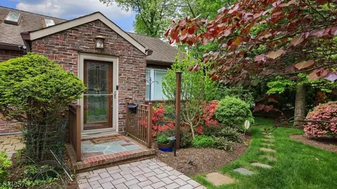 Exterior - 1399 Birch Hill Rd, Mountainside, NJ 07092 photo 4 of 10