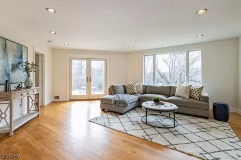 52 Kitchell Rd, Morristown, NJ 07960 photo 17