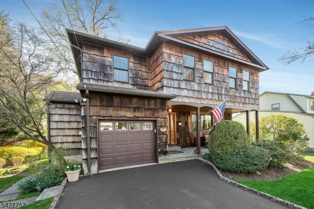 10 Woodmere Rd, West Caldwell, NJ 07006