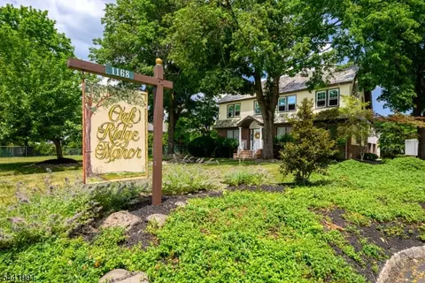 1168 Lake Ave #2, Clark, NJ 07066