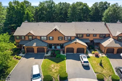 16 Estate Rd, Hillsborough, NJ 08844