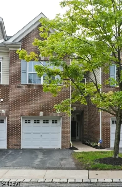 47 Taft Ln, Morristown, NJ 07960