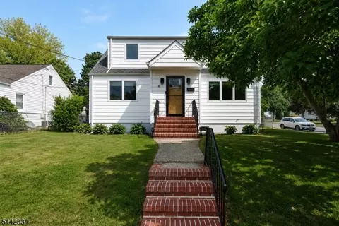 4 Howard Ave, Clifton, NJ 07013