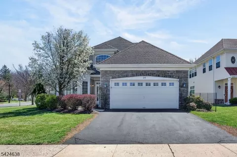 23 Schindler Ct, Somerset, NJ 08873