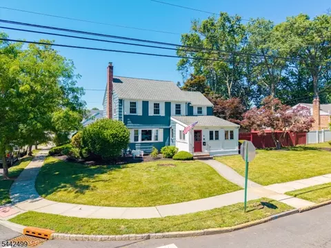 1100 Edgewood Rd, Elizabeth, NJ 07208