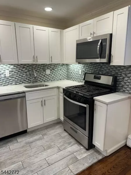 378 Valley St #B3, South Orange, NJ 07079